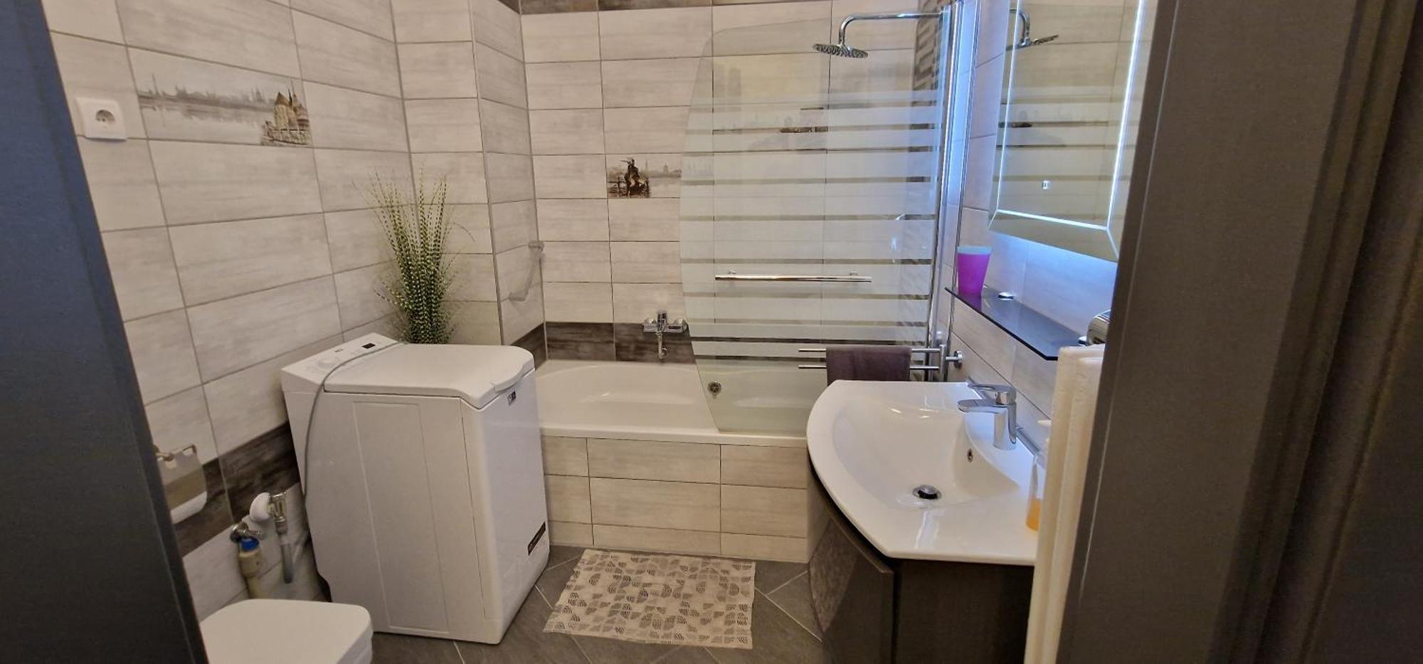 Extra Sok Szobas Apartman Budapest Kozpontjaban Apartment Exterior photo